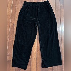 Girls Black Velvet Pants with Pockets Size Small